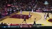 En plein match LeBron James va s’asseoir sur le banc et prend une technique - NBA - Basket