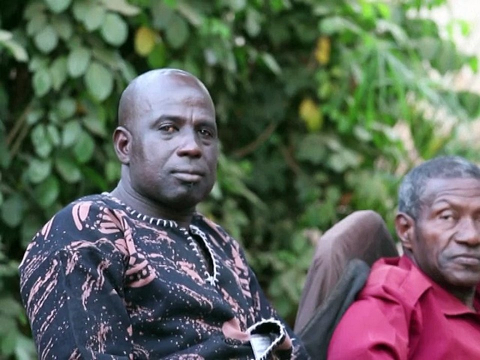 Attaque à Bamako: l'enquête suit "plusieurs pistes", trois pays en deuil avec le Mali