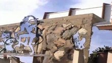 Taliesin_West_sculpture_garden_mpeg4