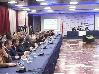 BERISHA ME BIZNESIN-KRYEMINISTRI PERBALLET ME PAKENAQESITE E SIPERMARRESVE-LAJM