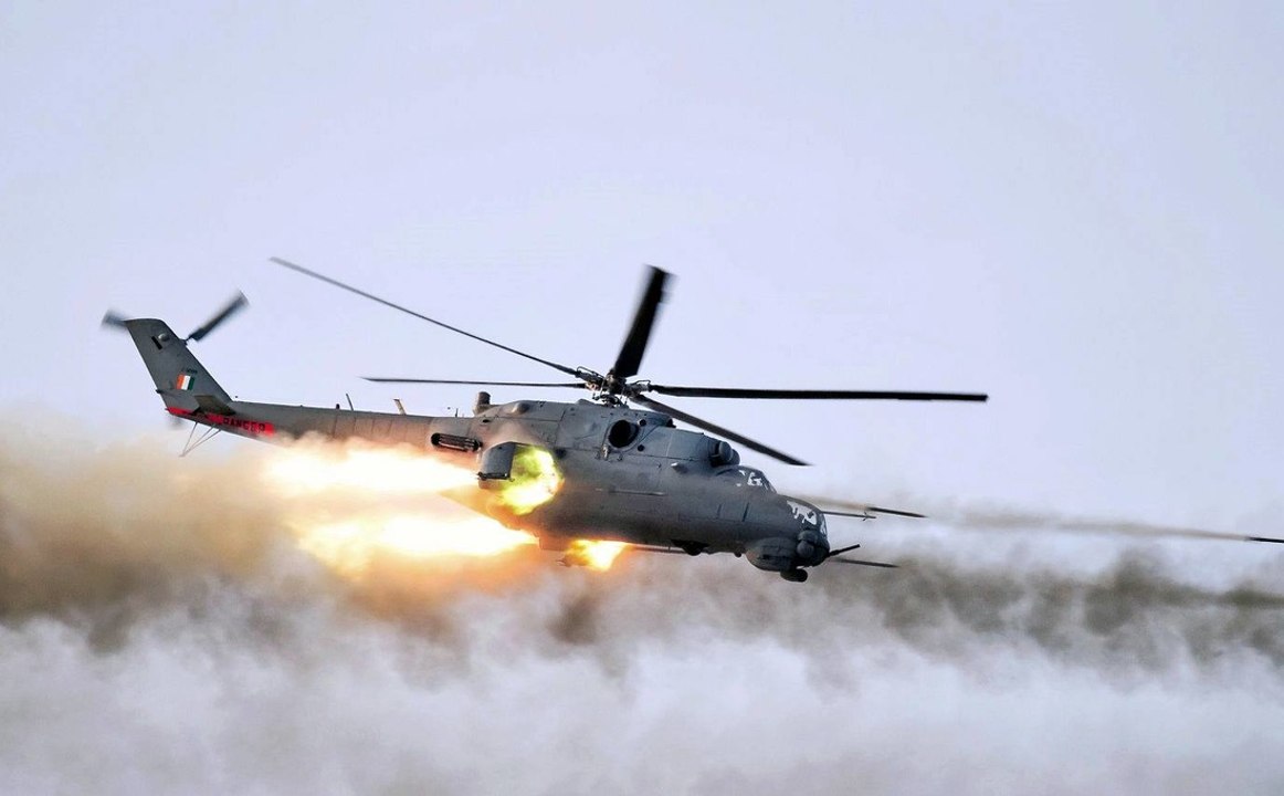 MI-24 Hind Helicopters Conducting Airstrikes On Daesh In Syria