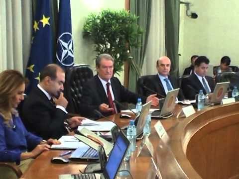 LSI PER TRE LIGJET-PARTITE POLITIKE I MBAJNE PENG PER SHKAK TE FUSHATES-LAJM