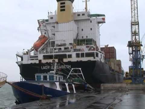 MOTI I KEQ-PERPLASET TRAGETI ME PESHKAREXHEN NE PORTIN E DURRESIT-LAJM