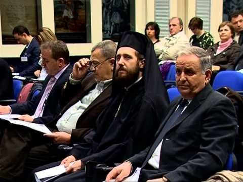 IMAZHI I NENE TEREZES-VJEN NE TIRANE NGA ARTISTI GREK ME FAME BOTERORE-LAJM