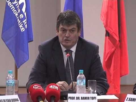 FRD NE SARANDE-BAMIR TOPI PREZANTON PROGRAMIN PER TURIZMIN-LAJM