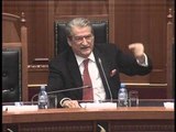 PERPLASJE TE ASHPRA-RUÇI DHE BERISHA REPLIKA TE FORTA NE SALLEN E KUVENDIT-LAJM