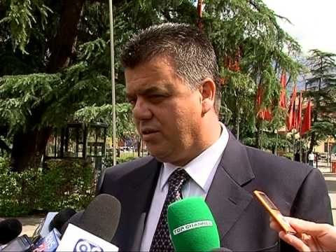 IKJA E LSI NGA BERISHA-META MOHON LARGIMIN POR JO NEGOCIATAT ME SOCIALISTET-LAJM