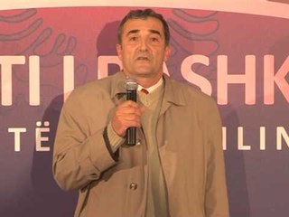 RAMA NE LEZHE-MERR MBESHTETJE NGA DEMOKRATE DHE ISH TE PERNDJEKUR-LAJM