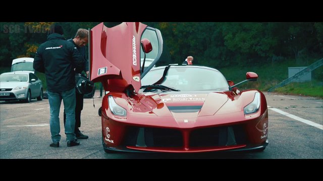 McLaren P1 VS Ferrari LaFerrari VS Porsche 918 Spyder à 300 km/h