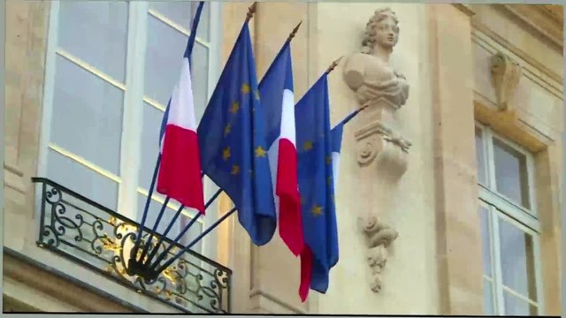 U.K.'s Cameron to Push for Syria Airstrikes Approval in Parliament