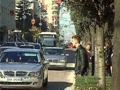 TAKSAT E MAKINAVE-KONFINDUSTRIA KERKON FALJEN E DETYRIMEVE TE MOSPAGUARA-LAJM