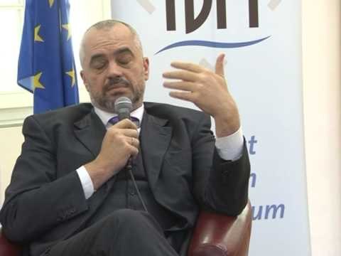 RAMA NE VJENE-BERISHA PREMTOI PARAJSEN NDERKOHE QE POLITIZOI SHTETIN-LAJM