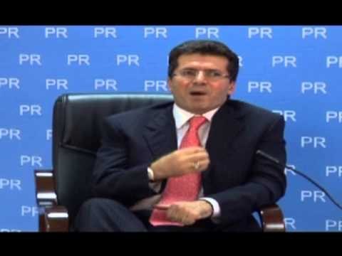 MEDIU ME STUDENTET-PR I RIKTHEHET PREMTIMEVE PER TE ZGJIDHUR ÇESHTJEN E PRONES-LAJM