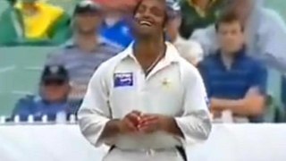 Crazy smile on Shoaib Akhtar's Face