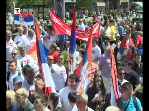 PROTESTA NE BEOGRAD-KUNDERSHTARET E MARREVESHJES ME KOSOVEN DALIN NE RRUGE-LAJM