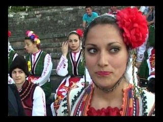 BUÇET GJIROKASTRA-STARTON FESTA NE KALANE E ARGJIROSE "NDIZET" ATMOSFERA-LAJM