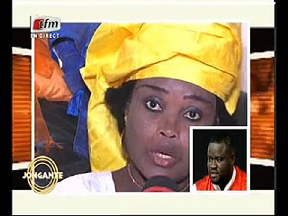 La sœur de Eumeu Sène fait un témoignage sur son frère et fond en larme.