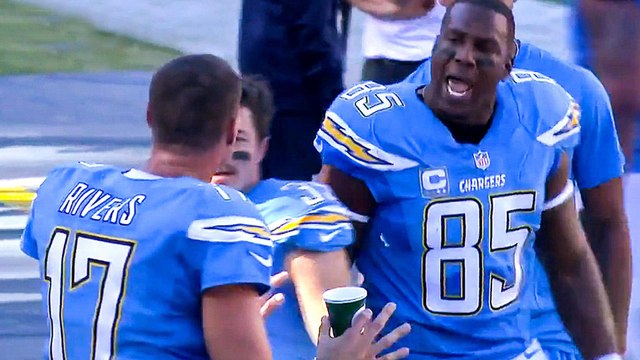 Antonio Gates Threatens to Fight Phillip Rivers on Chargers Sideline