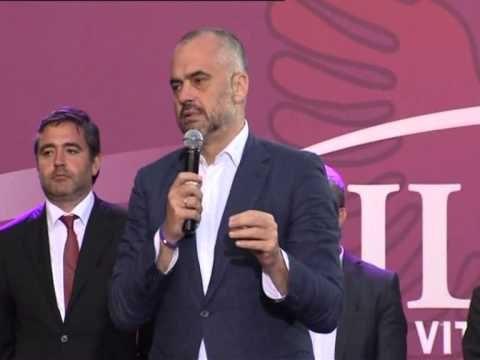 MITINGU I FUSHE KRUJES-RAMA PREZANTON KANDIDATET PER DEPUTETE DOKLE E BUSHI-LAJM