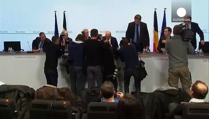 Belçika Başkanı Charles Michel Brüksel'deki alarm durumunun en üst düzeyde devam edeceğini açıkladı