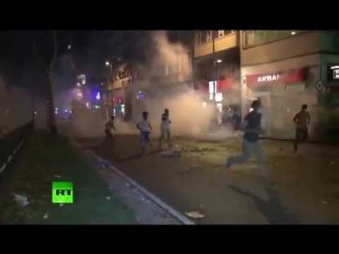 TRAZIRA NE STAMBOLL-QYTETARET PERLESHEN ME POLICINE NE MBROJTJE TE NJE PARKU LAJM