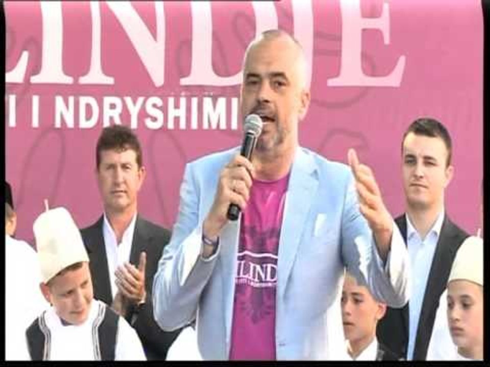SOCIALISTET NE FUSHATE-RAMA SULMON BERISHEN PER NAFTEN NE PATOS E BALLSH LAJM