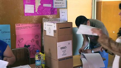 Argentinos votam para presidente