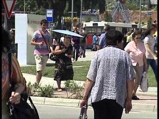 PUNESIMI NE NGERC-EKONOMIA NE RENIE S'KA FINANCIME PER INVESTIME LAJM