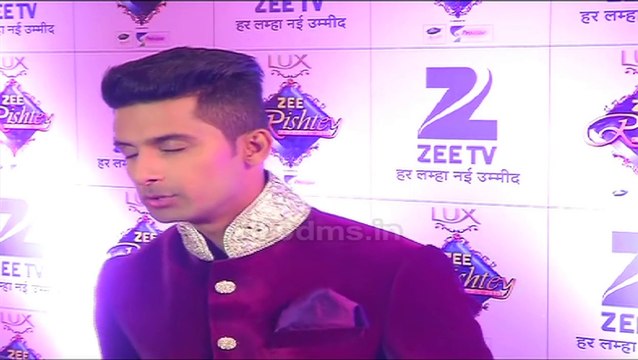 Ravi Dubey and Nia Sharma Dance Performance at Zee Rishtey Awards 2015