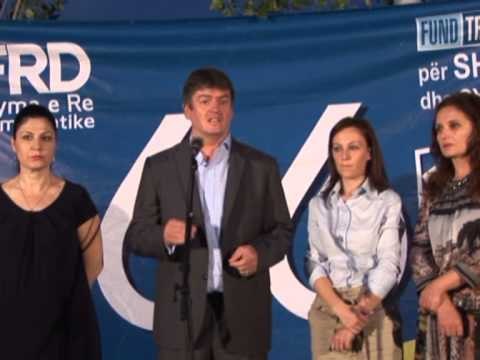 AKTIVITETE ELEKTORALE PARTITE POLITIKE VIJOJNE FUSHATEN NE TE GJITHE SHQIPERINE LAJM