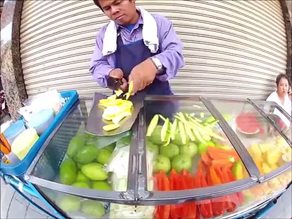 Amazing mango cutting skills