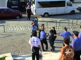 Ekskluzive - Protesta, policia dhunon te rinjtë - Vizion Plus - News - Lajme