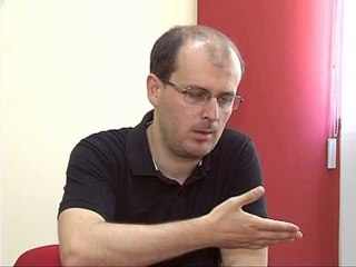 KRIZA FINANCIARE PAS 6 VJETESH ZHVLEFTESOHET PAGA NE SEKTORIN PRIVAT LAJM