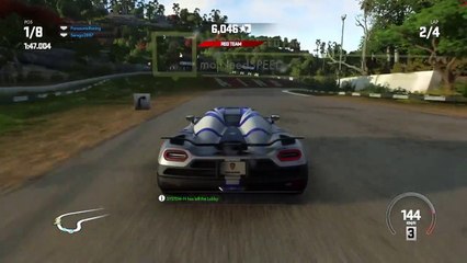 Finding it HARD to race a Hyper Car on a small track