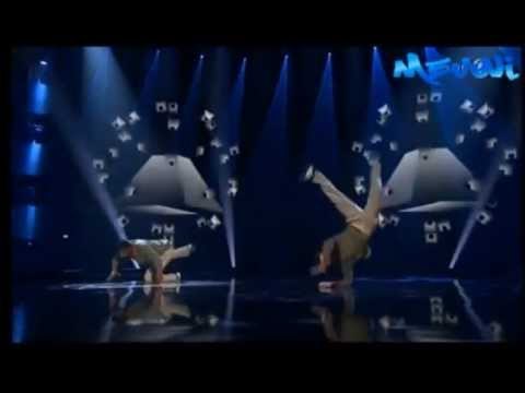 SHQIPTARI FLUTURUES AIRDIT DHE BEN ARRIJNE VETEM TE TRETET NE FINALEN GJERMANE LAJM