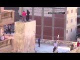 VIDEO DRAMATIKE NE EGJIPT SI U VRANE MBESHTETESIT E PRESIDENTIT MORSI NE KAJRO LAJM