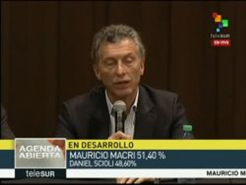 Argentina: Macri asegura que se evaluará el destino de YPF