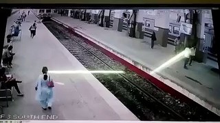 oho eh dekho train accident - Video Dailymotion BY NOOR MUSTAFA