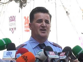 AKSION I BASHKISE POLICIA BASHKIAKE MERR MASA PER PARKIMET E PALIGJSHME LAJM
