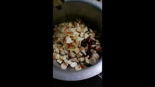 How make fruit chaat (funny video)
