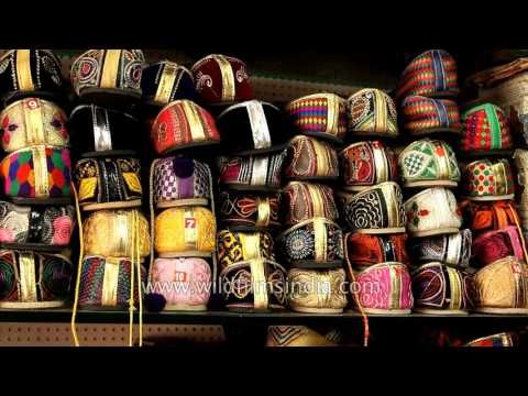 Colourful Rajasthani shoes and slippers - Jaipur