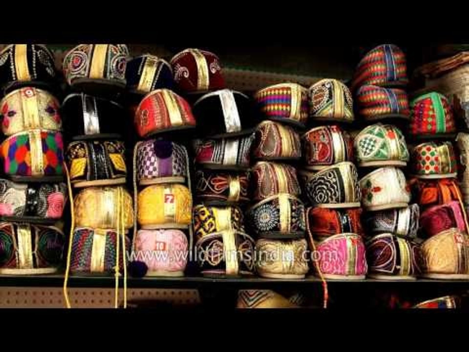 Colourful Rajasthani shoes and slippers - Jaipur