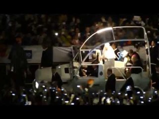 PAPA NE COPACABANA 1 MILION TE RINJ BESIMTARE KATOLIKE FESTOJNE ME ATIN E SHENJTE LAJM