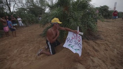 Zé Geraldo canta "Rio Doce"