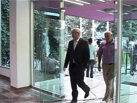 RISITE E QEVERISE RAMA NE KABINET KRYEBASHKIAKU I KORÇES DHE 6 MINISTRE FEMRA LAJM