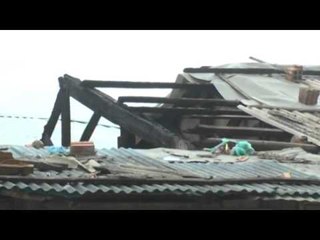 Kërcënojnë me vetëflijim. Durrës, u janë djegur shtëpitë, shteti nuk i ndihmon