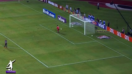 Joli but de Bastos avec Sao Paulo !