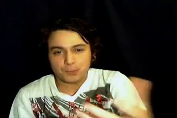 No le regalaste nada a tu mamá el día de las madres? mal hijo!!!! GUSGRI