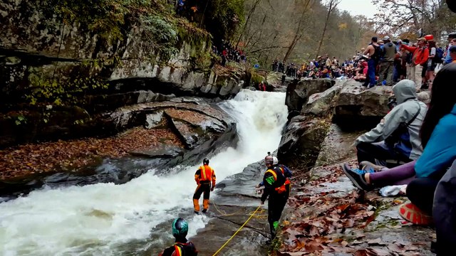 Man Rescues Kayaker | Rescue Team