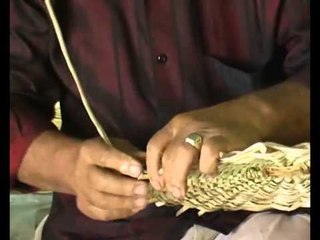 PUNIMI ME THUPRA DIKUR SHKONIN PER EKSPORT ,TANI ZANATI PO ZHDUKET LAJM